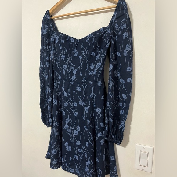 REFORMATION Mochi Dress Georgia Blue Sz 4 floral - Picture 7 of 8